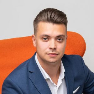 Антон Агапов