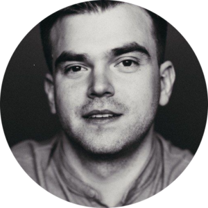 Игорь Николаенко