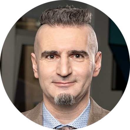 Константин Хачатуров