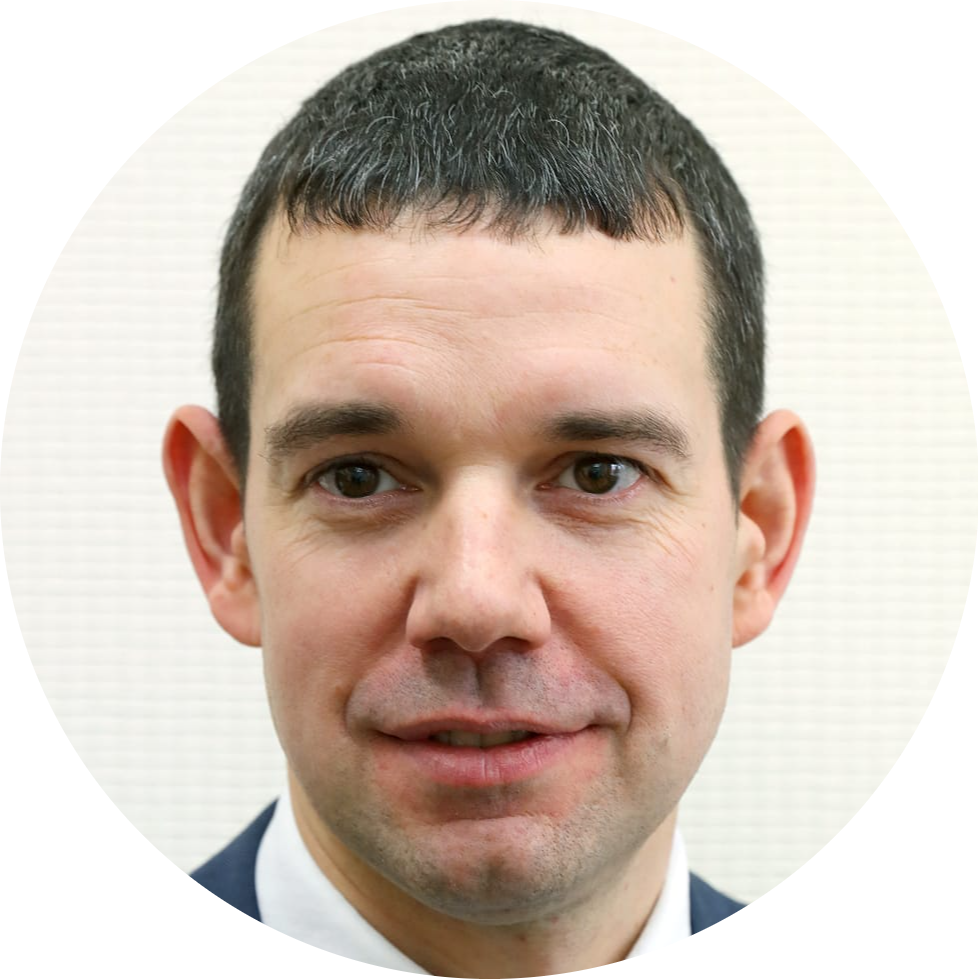 Денис Новиков