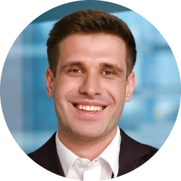 Александр Васильев