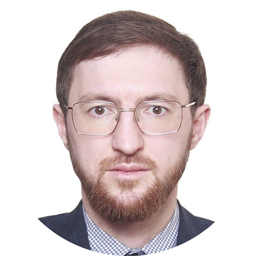 Олег Новиков