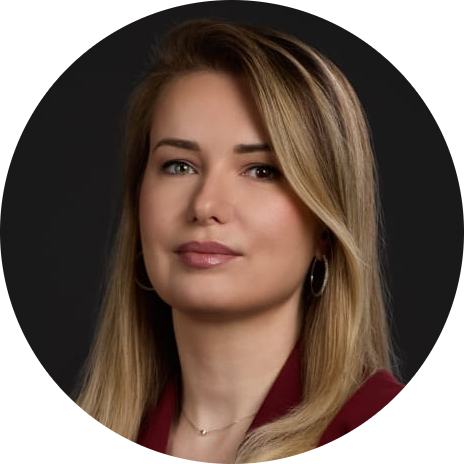 Елена Романова