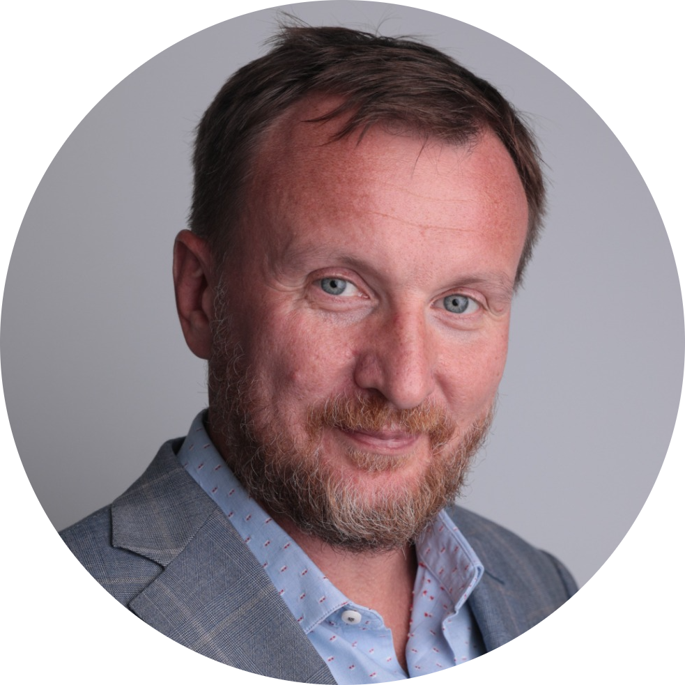 Денис Власов