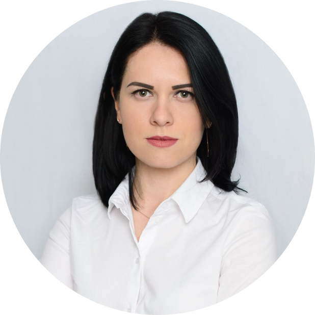 Светлана Захарова