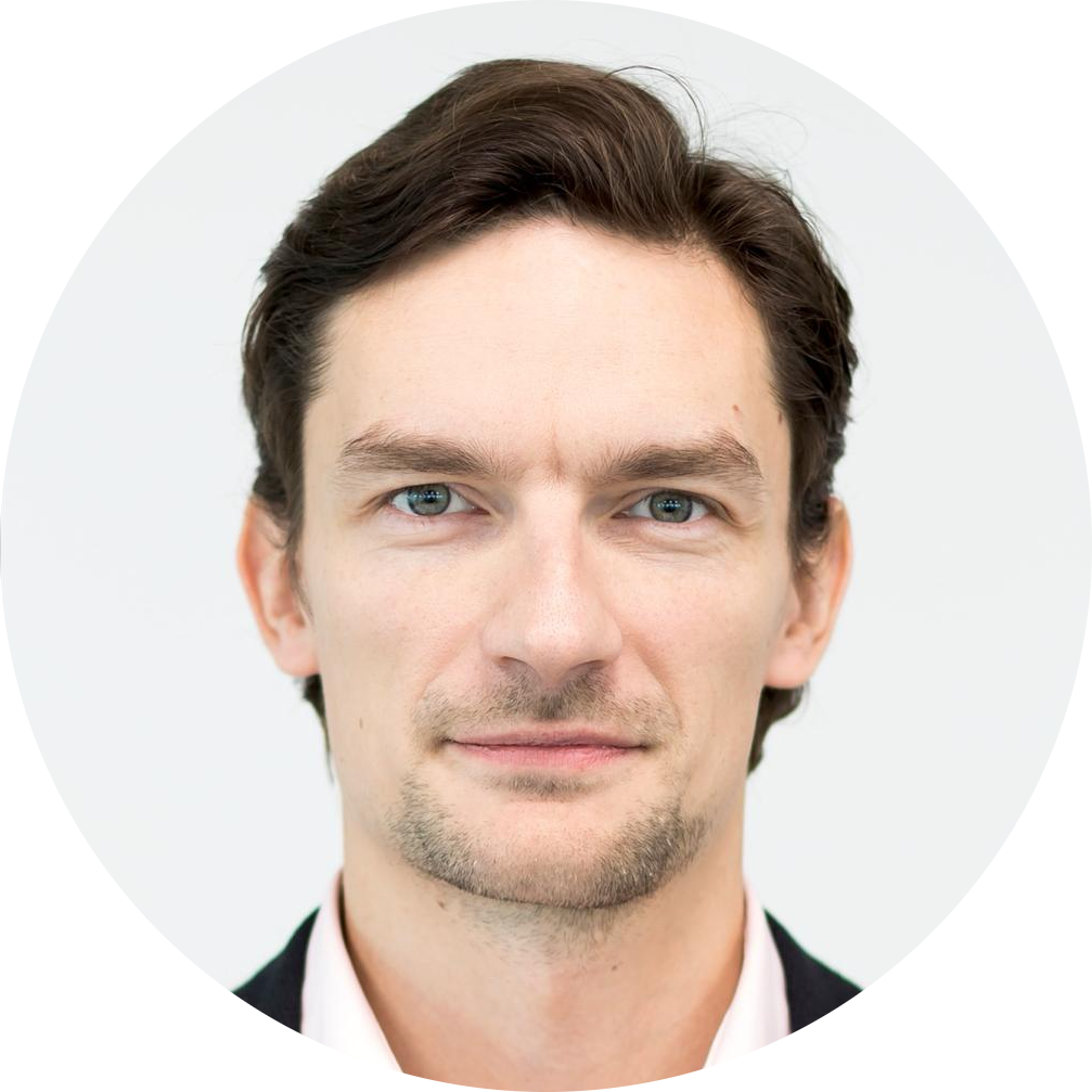 Роман Постников