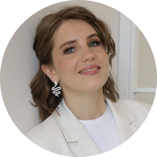 Анастасия Зеленина 