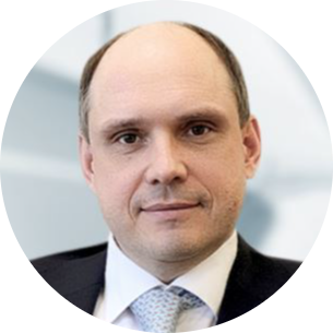 Андрей Комаров