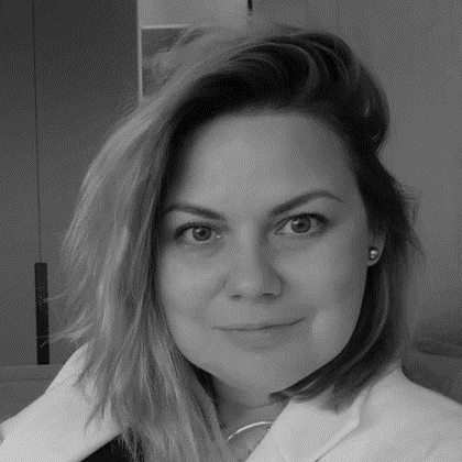 Светлана Попова