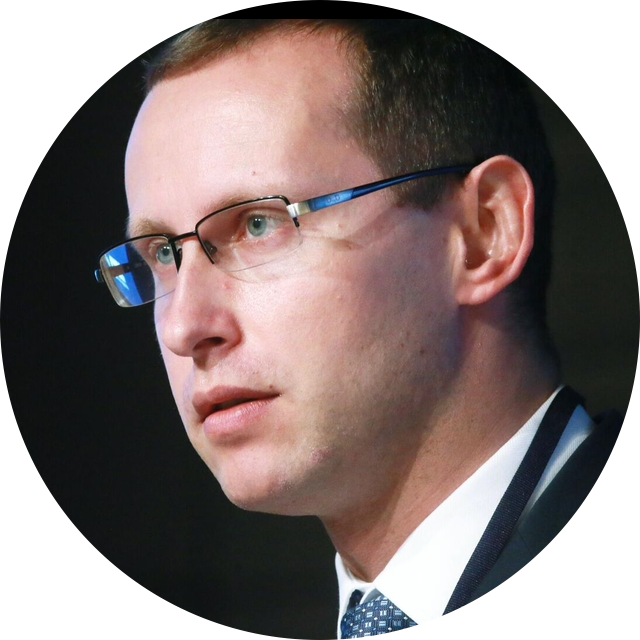 Евгений Комар