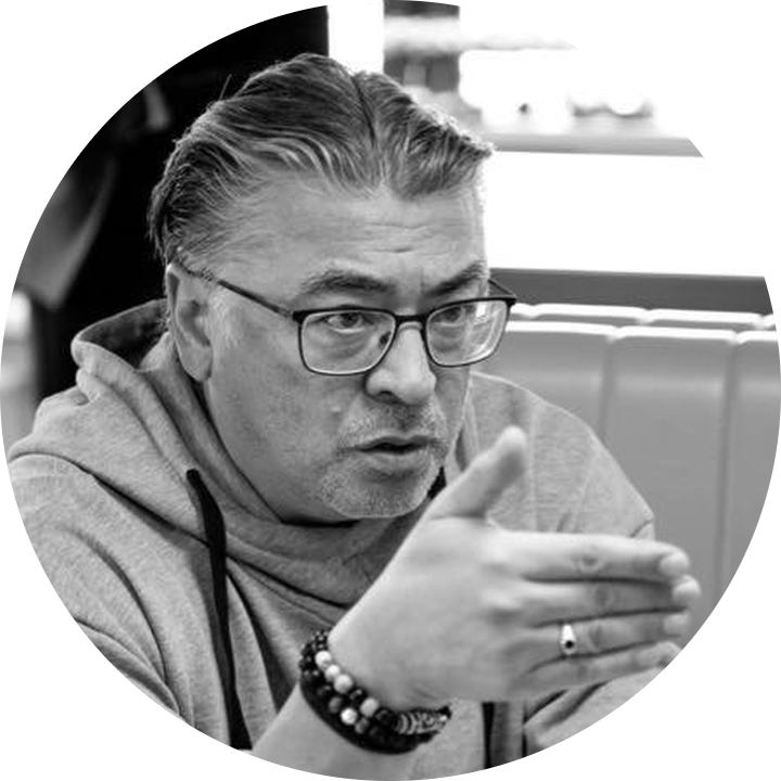 Александр Егай 