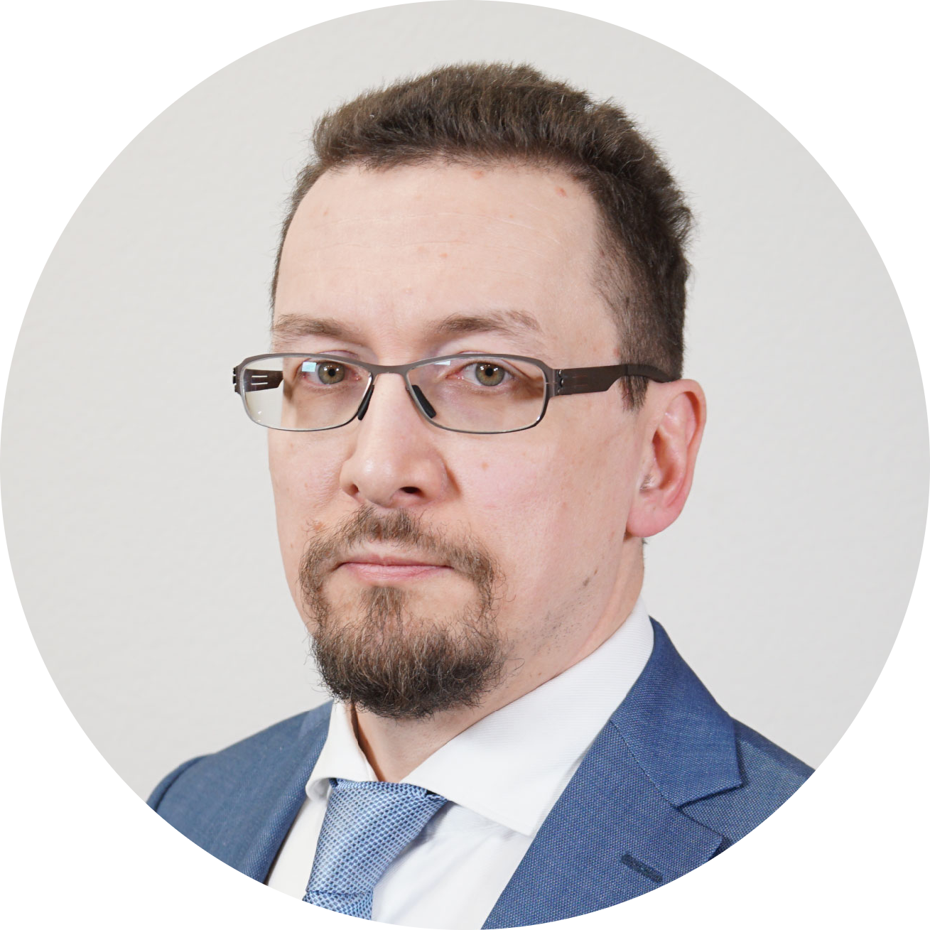 Станислав Шаронов