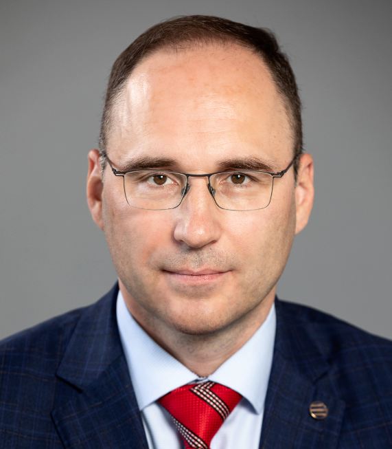 Александр Шаронов