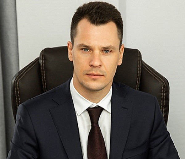 Михаил Генин