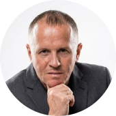 Дмитрий Акинфиев