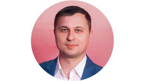 Денис Романов