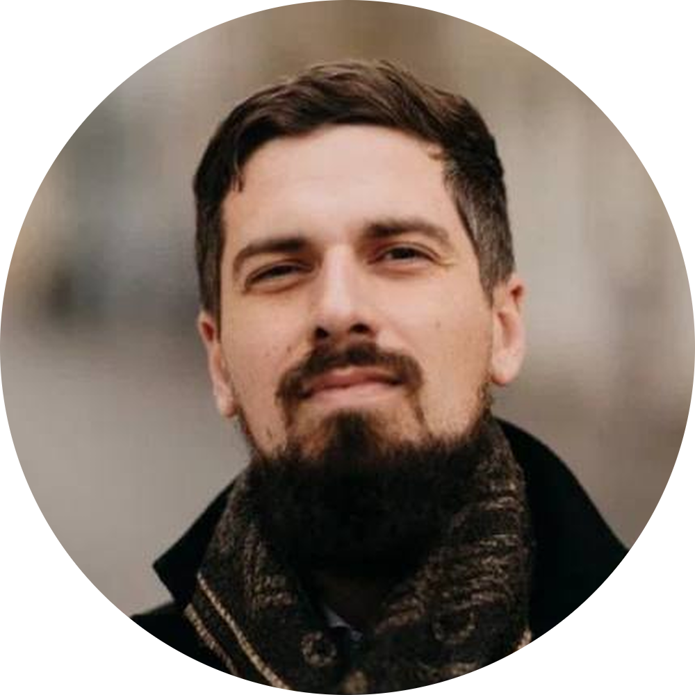 Денис Костин