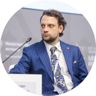 Александр Алексеенко