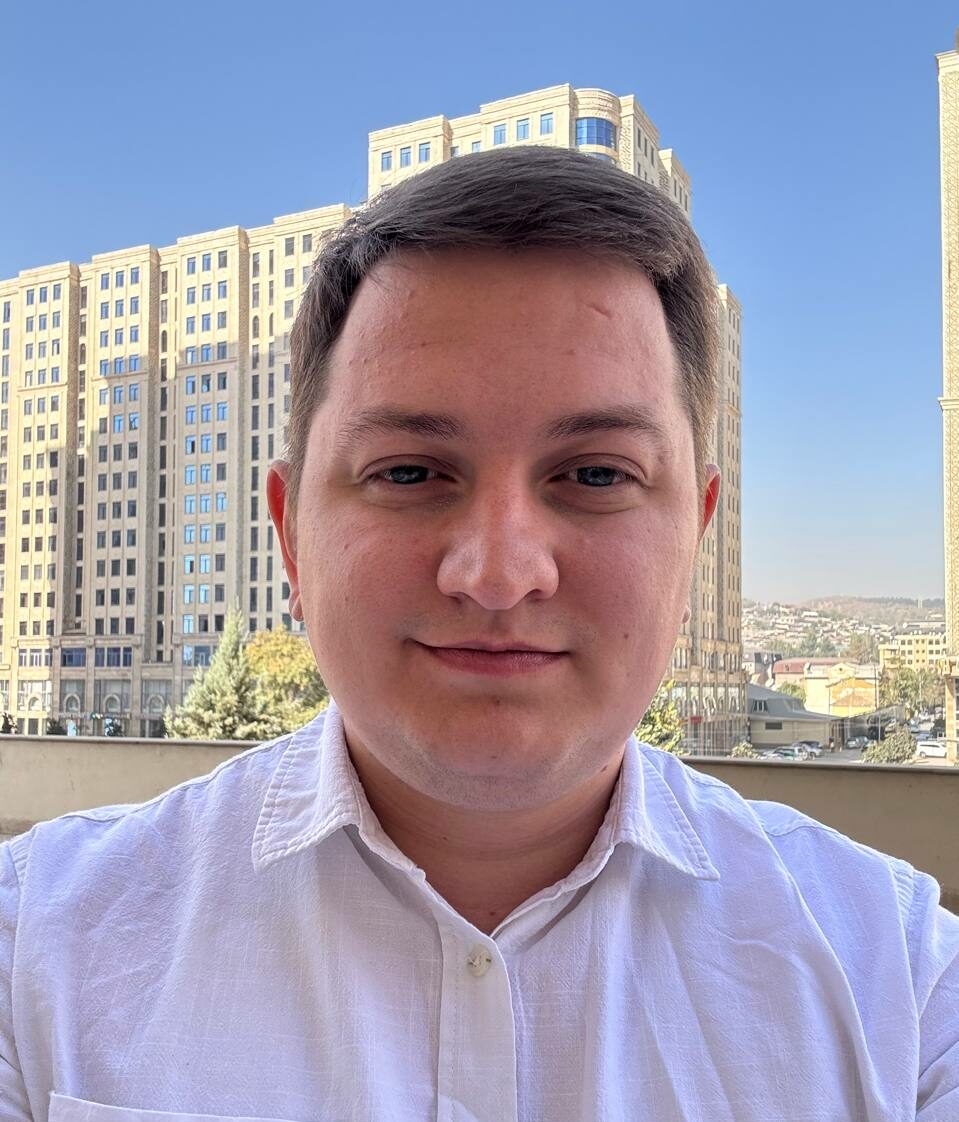 Александр Маер