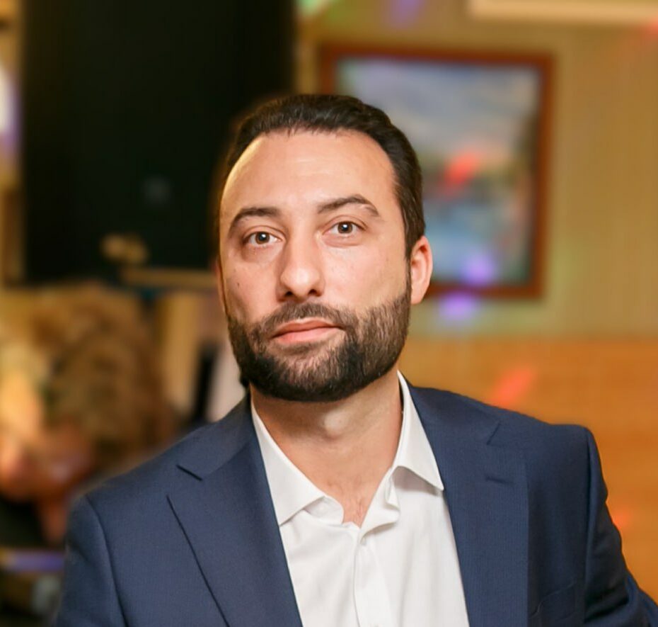 Илья Христианов