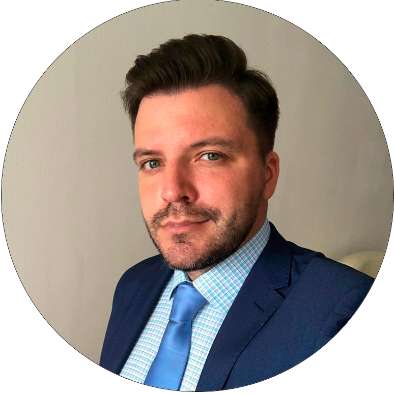 Илья Пивоваров