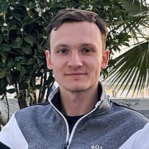 Антон Жданов