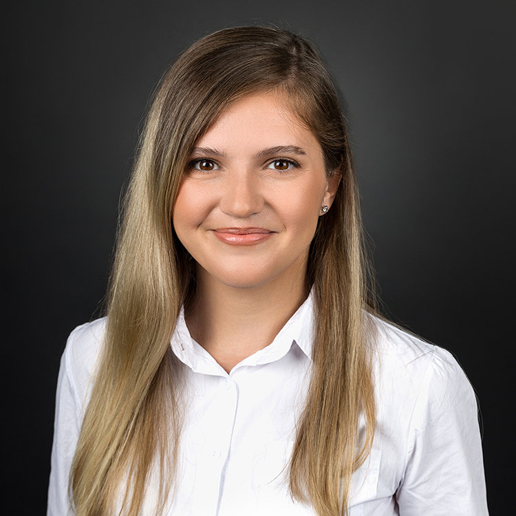 Юлия Буренкова