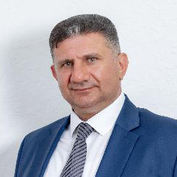 Леонид Ханукаев