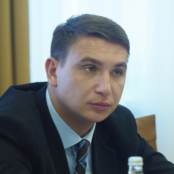 Денис Полюбин