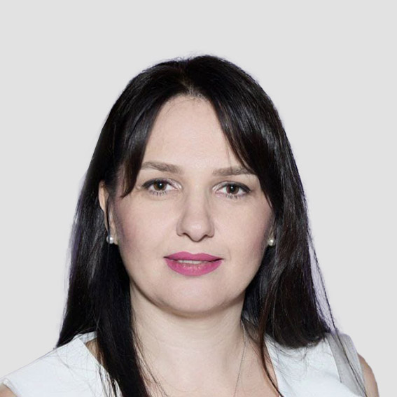 Юлия Сафонова