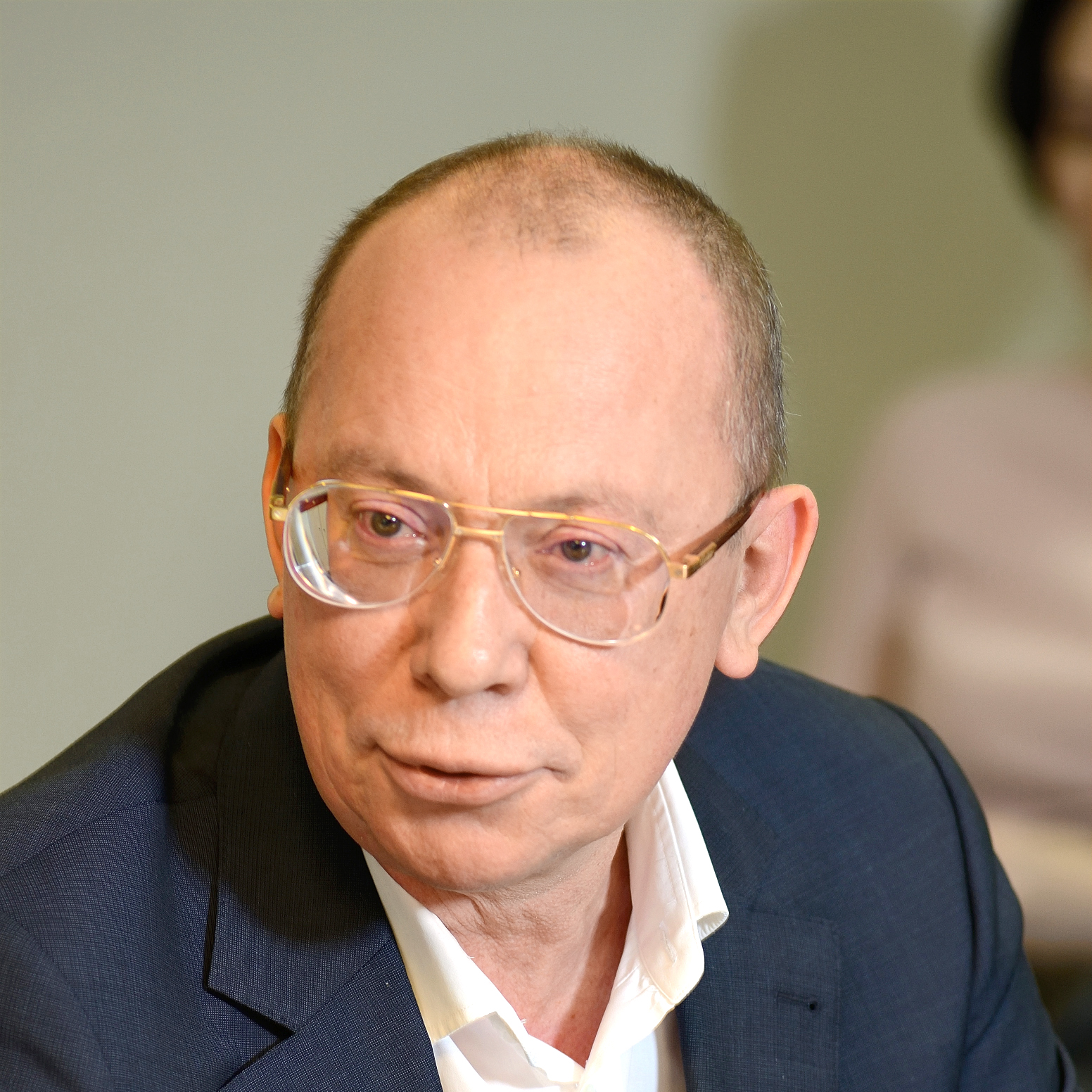 Геннадий Наумов