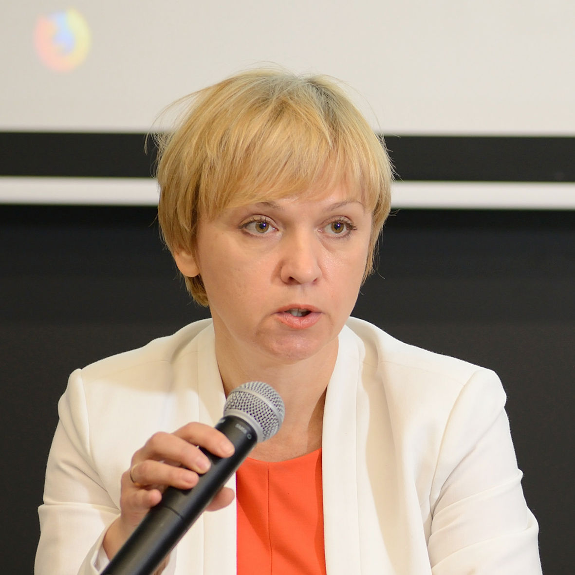 Светлана Абдулазизова