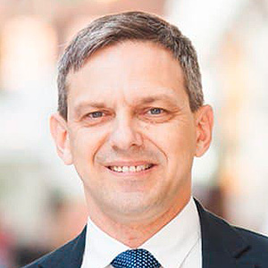 Евгений Карлашов