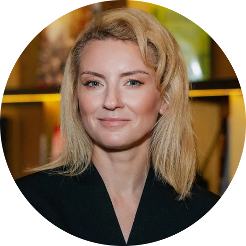 Алена Фролова
