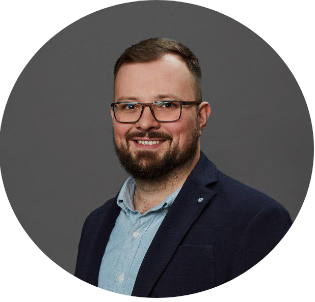 Антон Пономарев