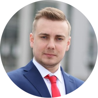 Роман Комиссаров