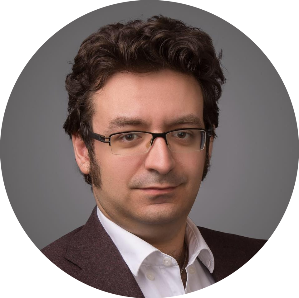 Александр Непомнящий