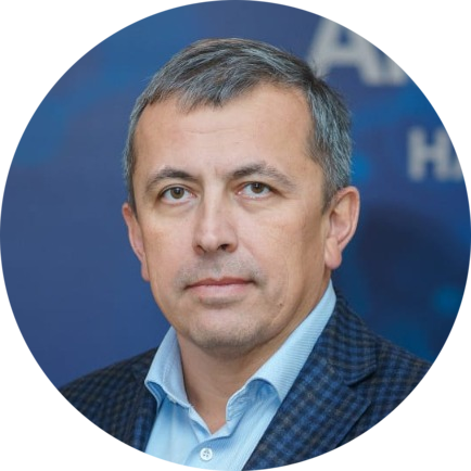 Артур Валиев