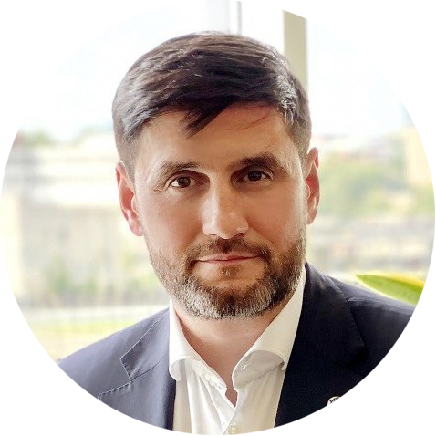 Петр Конюшенко