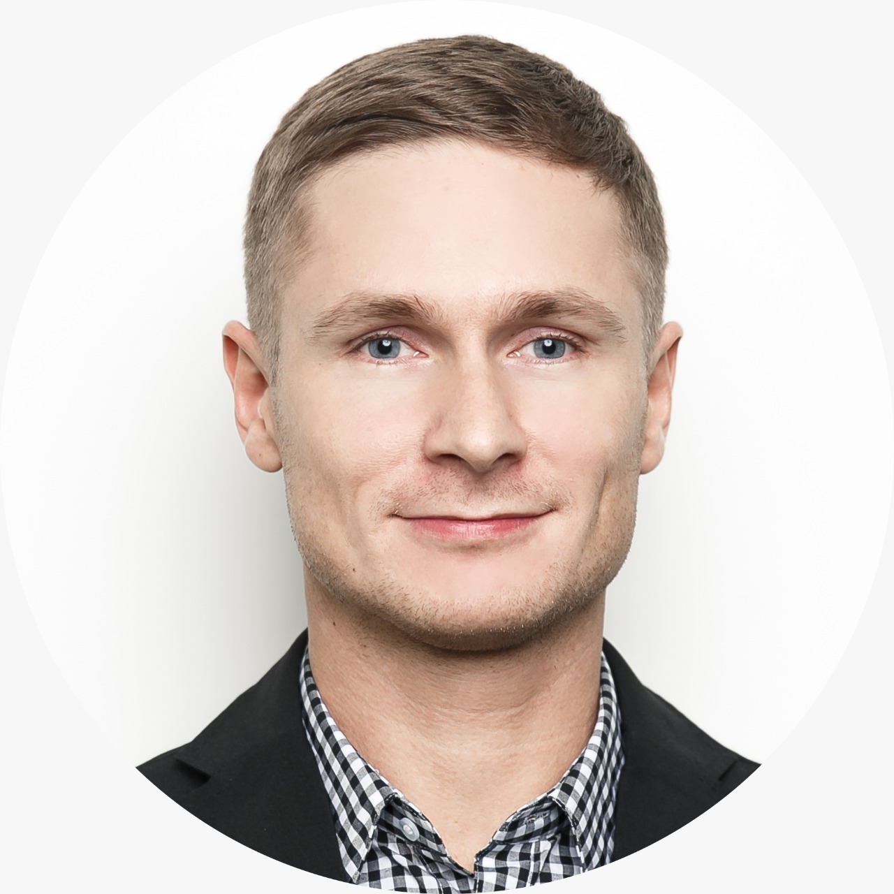 Роман Волкоморов