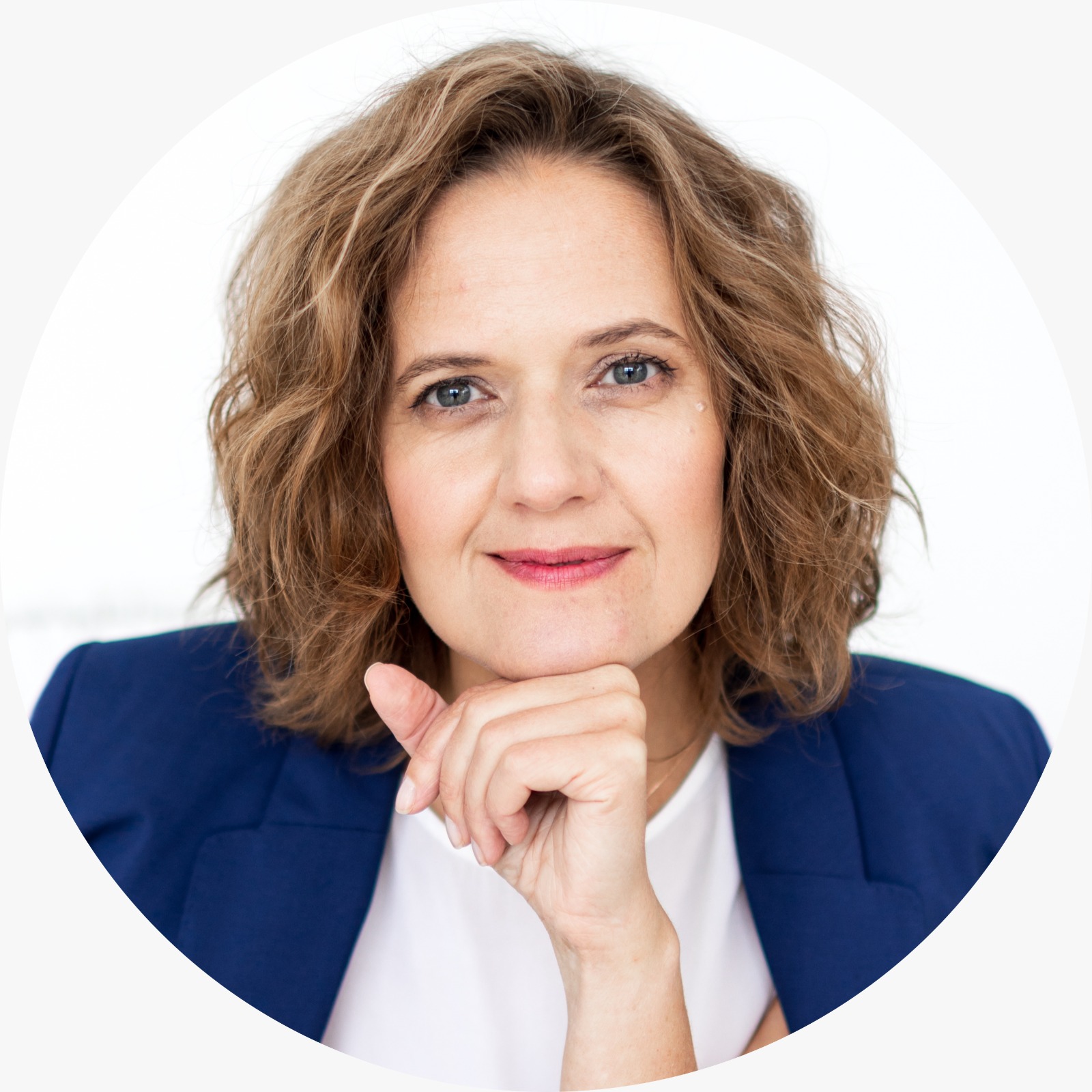 Елена Челокиди 