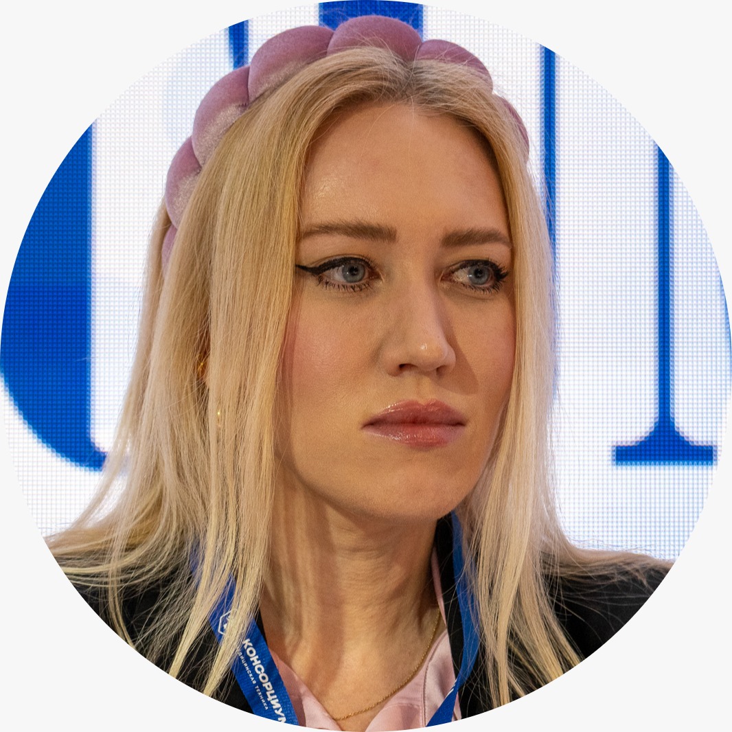 Юлия Подоплелова 