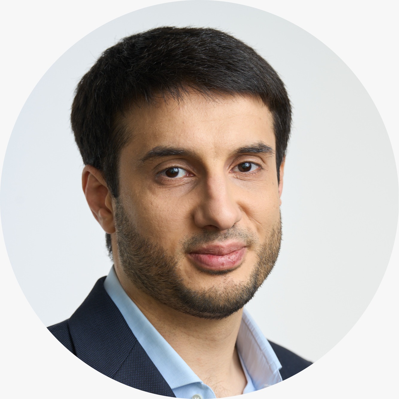 Ислам Гаджиев