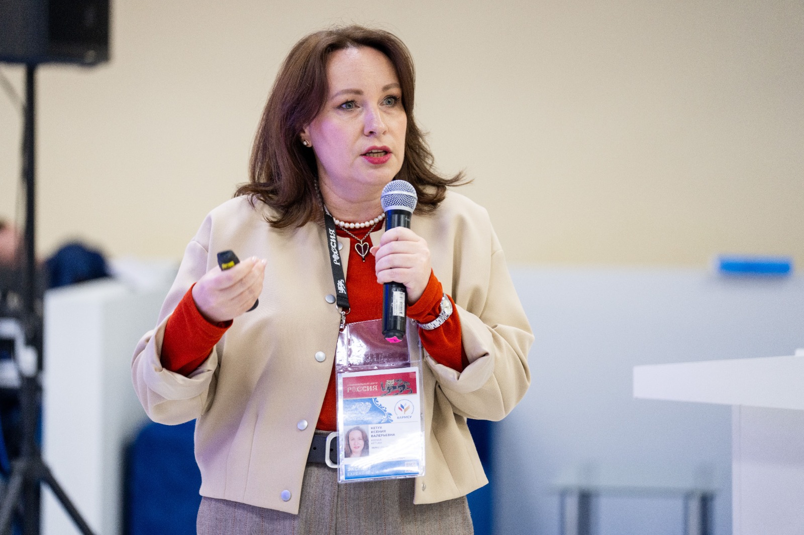 Russ: более 40% россиян назвали рекламу на транспорте привлекательной