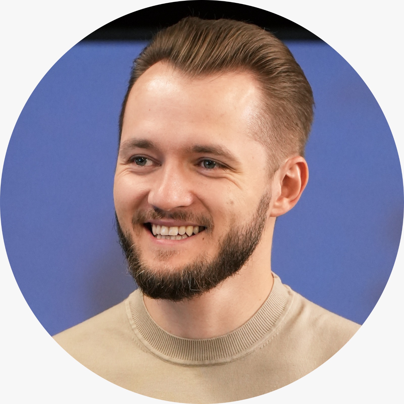 Петр Толочков